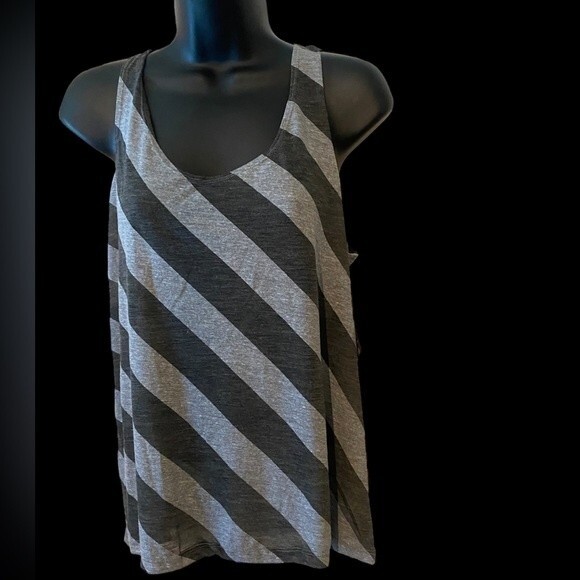 NUX Exhale Tank grey stripe yoga tank shirt low drape back keyhole size L. NWT - Picture 6 of 6
